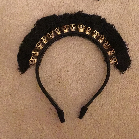 Set of four Amour Valcan headbands. Sold as a set! - Picture 3 of 5